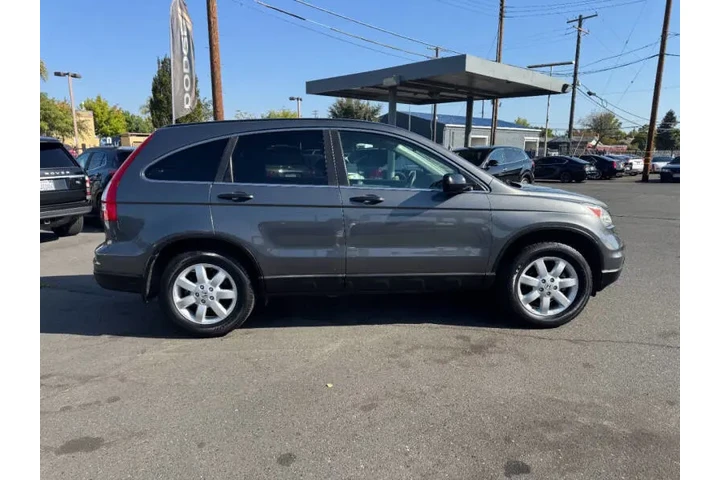 $12998 : 2011 CR-V SE image 9