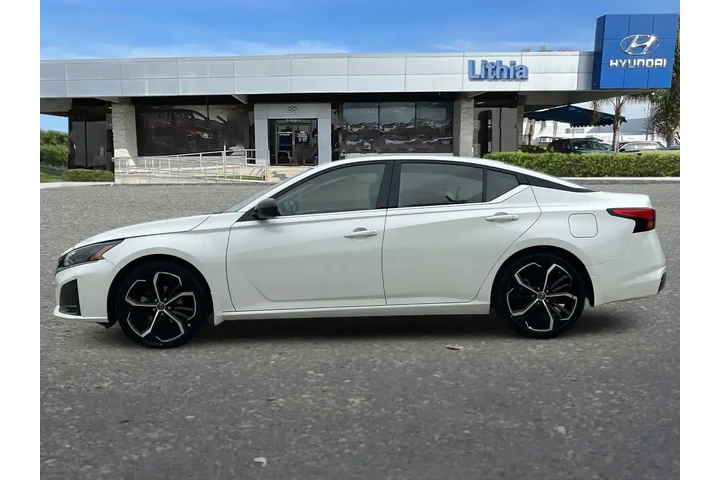 $20499 : Nissan Altima 2024 2.5 SR 4d image 6
