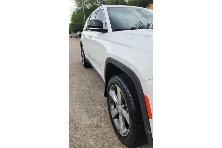 $20900 : Jeep2021 Jeep Cherokee Limited image 4