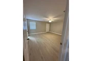$1300 : Apartamento en Renta thumbnail