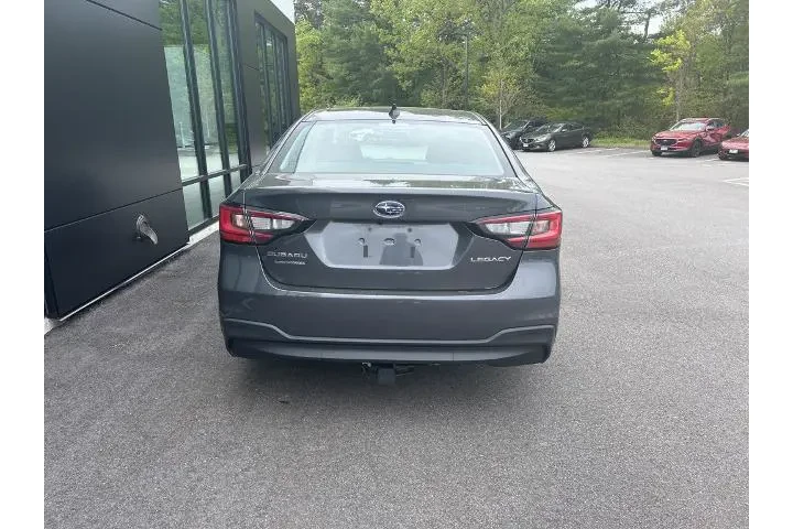 $20495 : Subaru Legacy 2022 AWD Base image 6