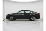 $20998 : Nissan Altima 2024 2.5 SV 4d thumbnail