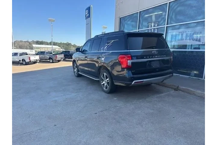 $39988 : Ford Expedition 2022 4x2 XLT image 5