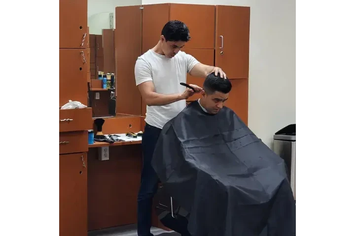 ✂️ DARIO’S BARBER SHOP ✂️ image 5