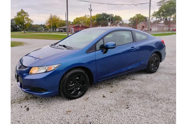 $9995 : 2013 Civic LX image 1