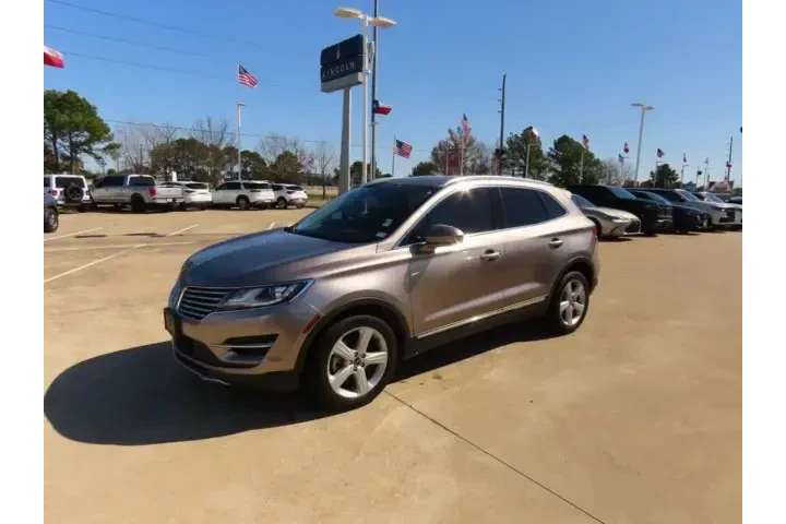 $17911 : Lincoln MKC 2018 Premiere 4d image 2