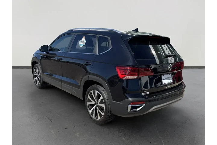 Volkswagen Taos 2024 SE 4dr image 4