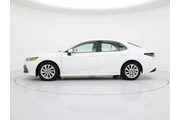 $27998 : Toyota Camry 2024 LE 4dr Sed thumbnail