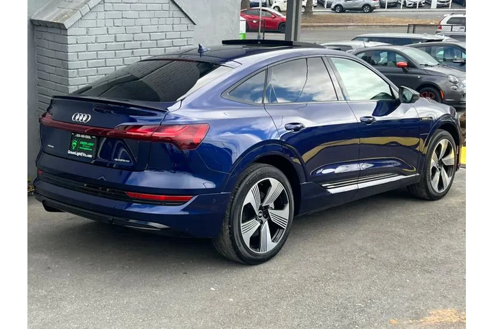 $27900 : 2021 e-tron Sportback Prestig image 5