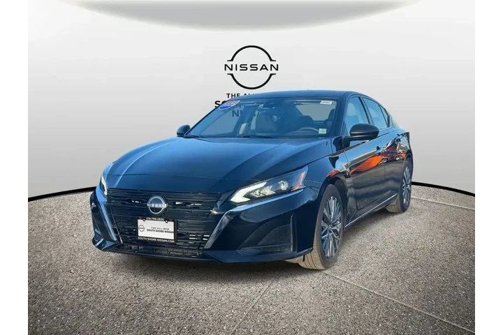 $19995 : Nissan Altima 2025 2.5 SV 4d image 4