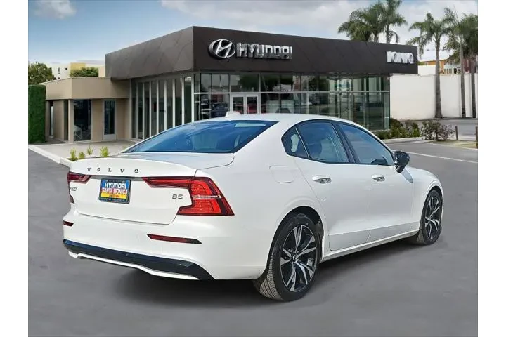 $26576 : Volvo S60 2024 B5 Core Dark image 3