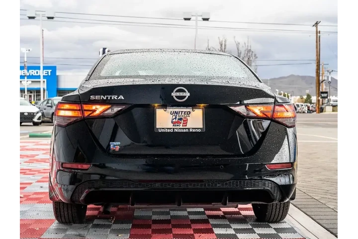 $18888 : Nissan Sentra 2025 S 4dr Sed image 5