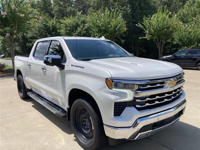 2024 Silverado 1500 LTZ Crew image 1