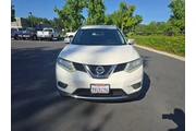 $14995 : Nissan Rogue 2015 SV 4dr Cro thumbnail