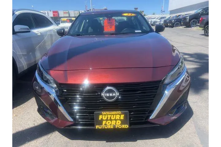 $21250 : Nissan Altima 2024 2.5 SV 4d image 2
