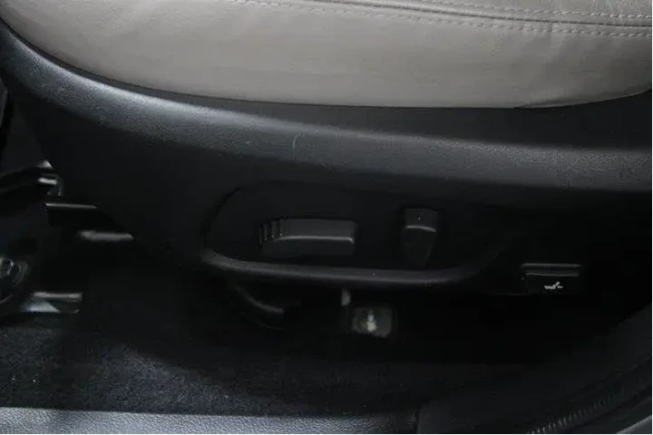 $24951 : Subaru Forester 2018 AWD 2.5 image 8