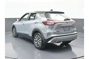 $12997 : Nissan Kicks 2023 SV 4dr Cro thumbnail