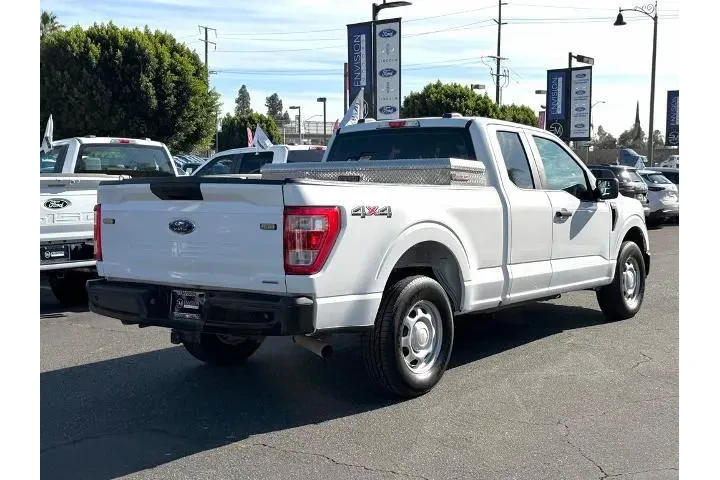 $30995 : Ford F-150 2013 4x4 SVT Rapt image 10