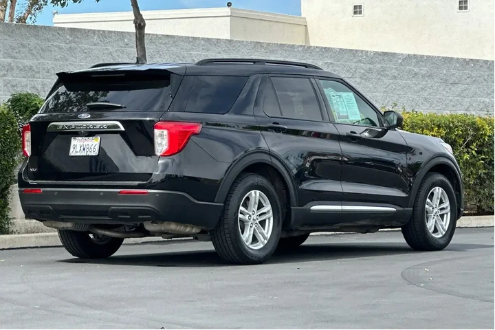 $32640 : Ford Explorer 2024 XLT 4dr S image 4