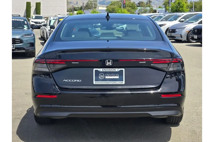 $27588 : Honda Accord 2025 SE 4dr Sed image 6