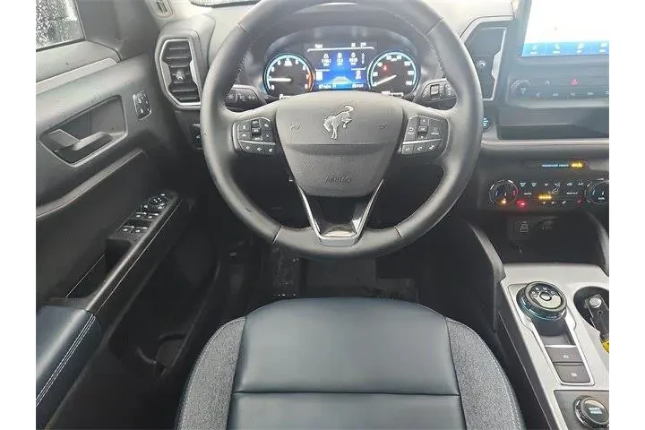 $29700 : Ford Bronco Sport 2024 AWD O image 9