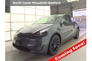 Tesla Model Y 2023 4dr Cross en Cleveland
