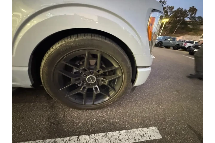 $32900 : Ford F-150 2021 4x2 XL 4dr S image 5