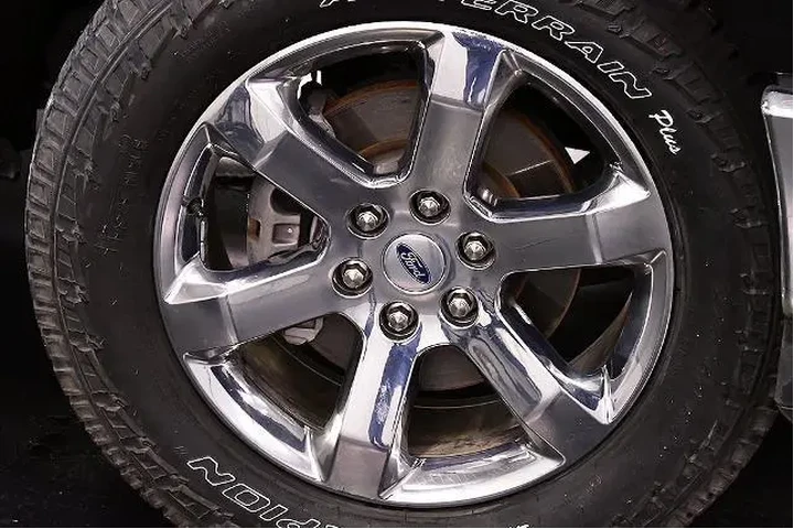 $38000 : Ford F-150 2021 4x4 XL 4dr S image 9