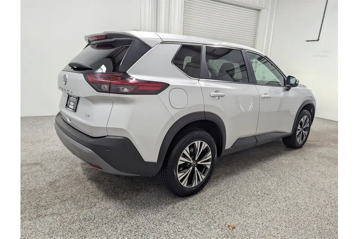 $21997 : Nissan Rogue 2023 SV 4dr Cro image 3