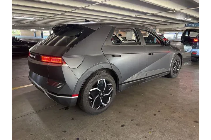 $23995 : Hyundai IONIQ 5 2023 SEL 4dr image 3