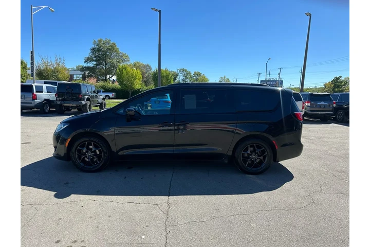 $7980 : 2018 Pacifica Touring L Plus image 5