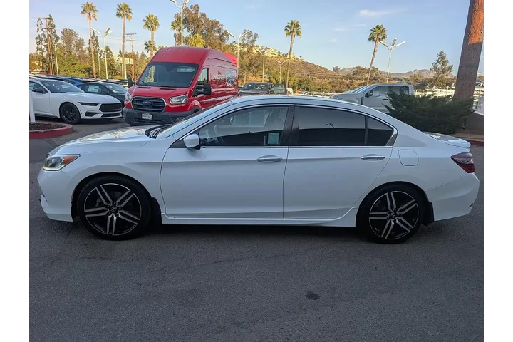 $16306 : Honda Accord 2017 Sport 4dr image 7