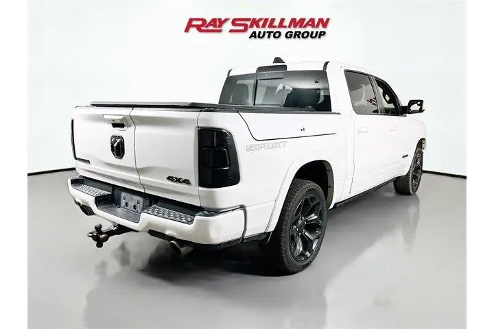 $31975 : Ram 1500 2020 4x4 Laramie 4d image 6