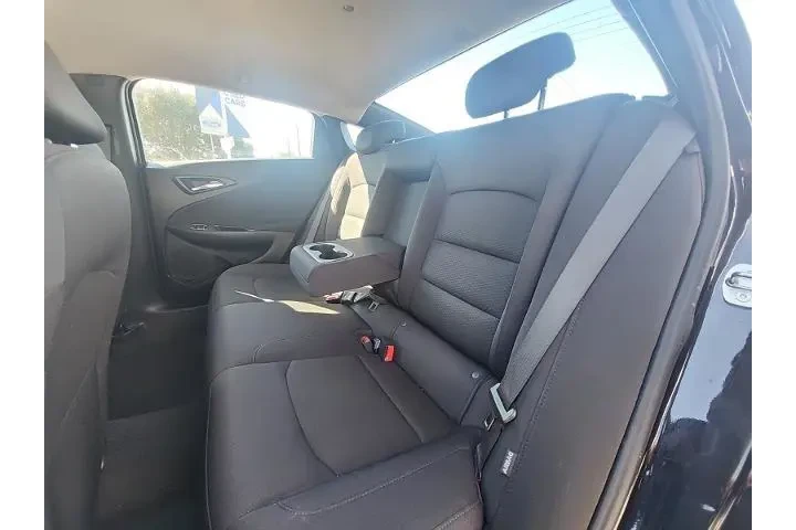 $15298 : Chevrolet Malibu 2023 LT 4dr image 8