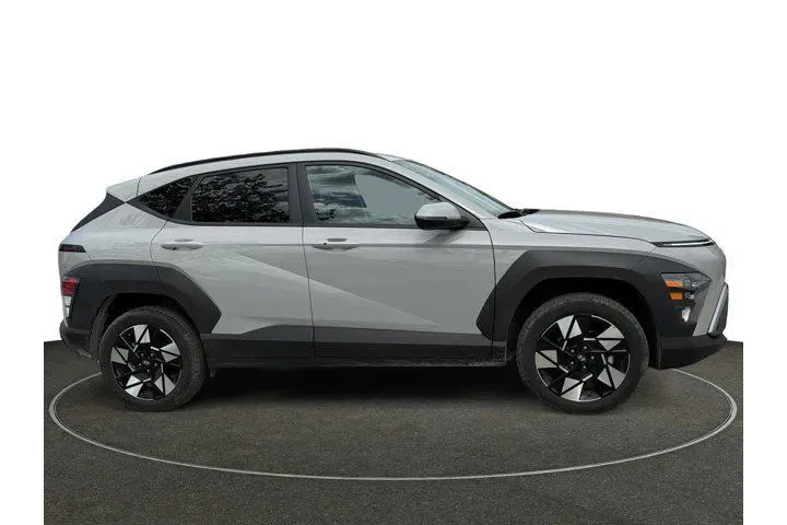 $26175 : Hyundai KONA 2025 AWD SEL 4d image 6
