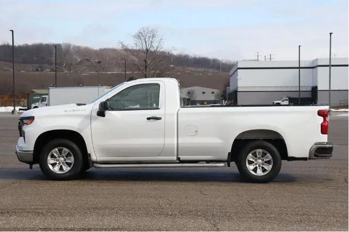 $27950 : Chevrolet Silverado 1500 202 image 4