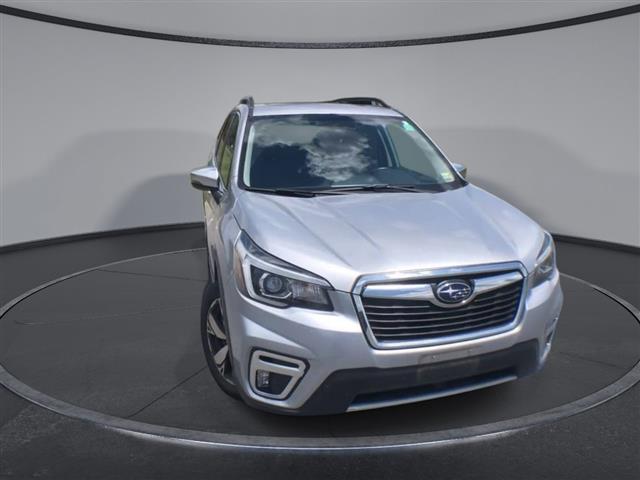 $27900 : PRE-OWNED 2020 SUBARU FORESTE image 3