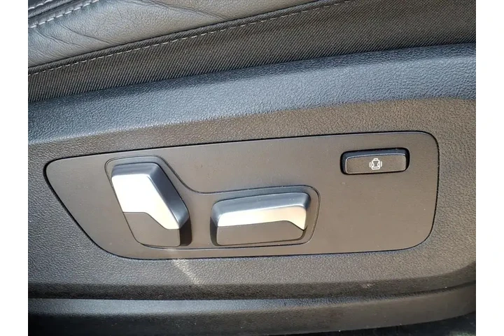 $33786 : BMW X5 2023 AWD xDrive45e 4d image 7