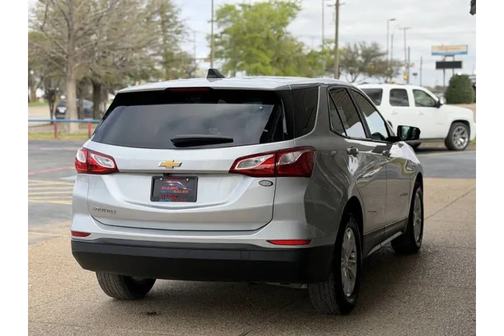 $20999 : 2020 Equinox LS image 9