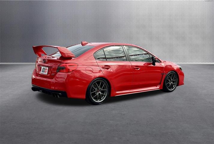 $23521 : 2016 WRX STi Limited image 7