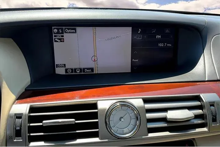 $31399 : Lexus LS 600h L 2015 AWD Hyb image 9