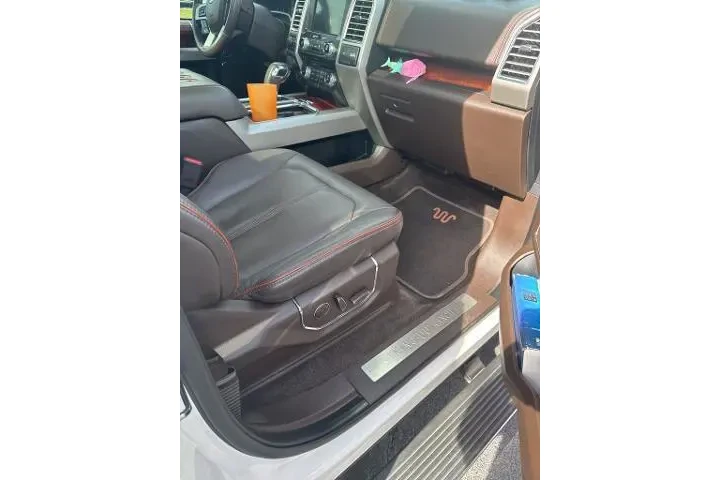 $25000 : Ford F-150 2016 4x4 King Ran image 8