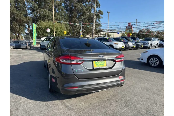 $12999 : 2018 Fusion Energi SE Luxury image 5