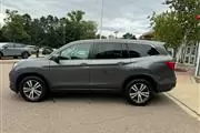 $17998 : 2017 Pilot EX AWD thumbnail