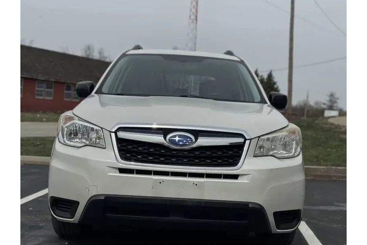 $5999 : 2015 Forester 2.5i image 3