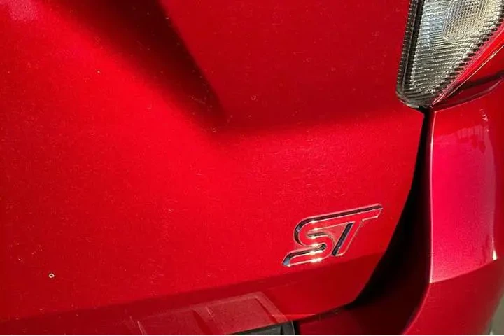 $25995 : Ford Explorer 2020 AWD ST 4d image 5