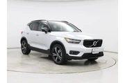 Volvo XC40 2022 AWD T5 R-Des en Modesto
