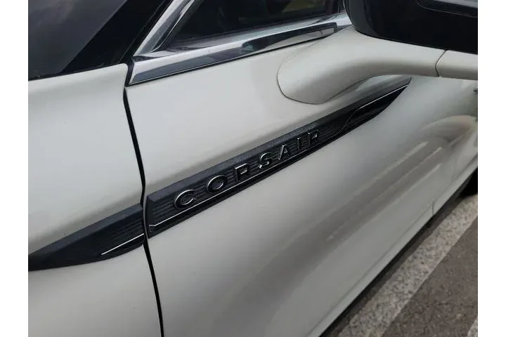 $19990 : Lincoln Corsair 2021 Reserve image 3