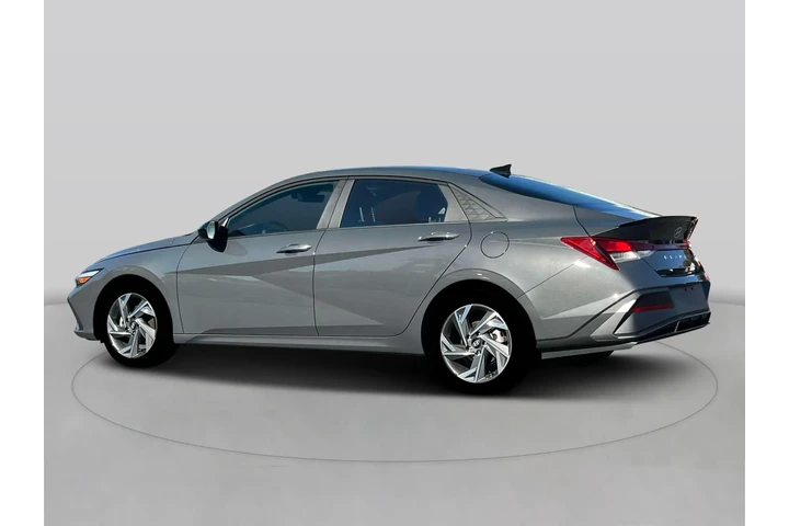 $17420 : Hyundai ELANTRA 2025 SEL Spo image 4