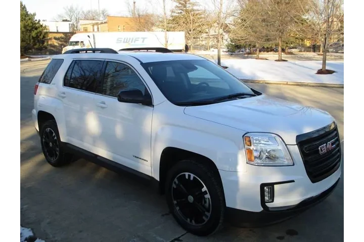 $15997 : 2017 GMC Terrain SLE-2 image 9